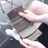 三つ折りコンパクトウォレット(エトープ×グレージュ)