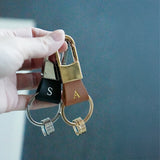 キーリング イニシャルキーホルダー パーソナル 名入れ刻印